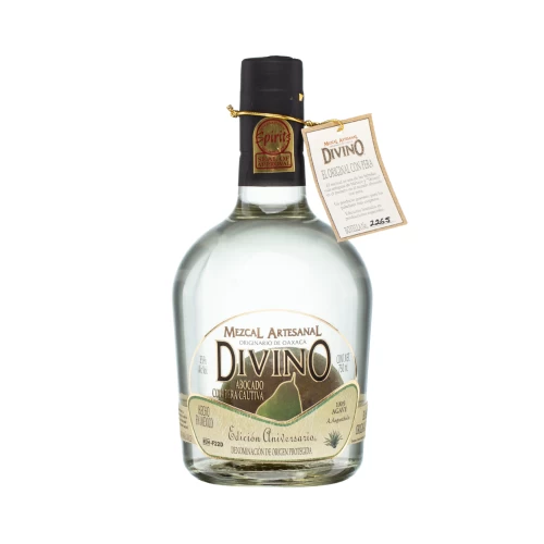 Mezcal Artesanal Divino Blanco 750 ml. con Pera Cautiva